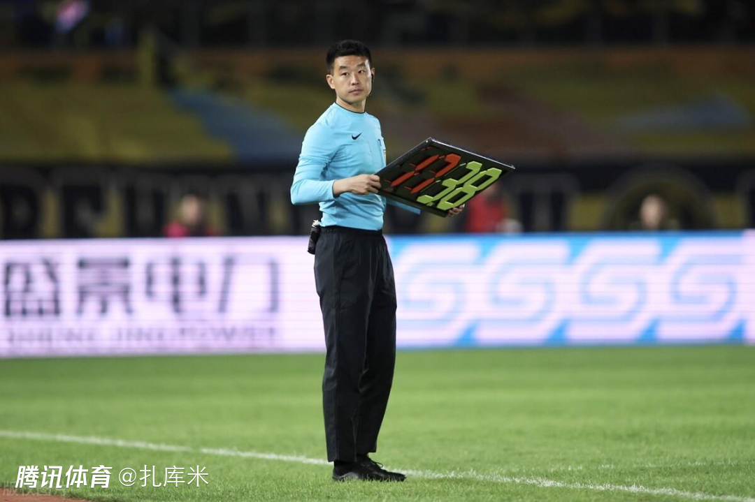 中超裁判争议判罚合集