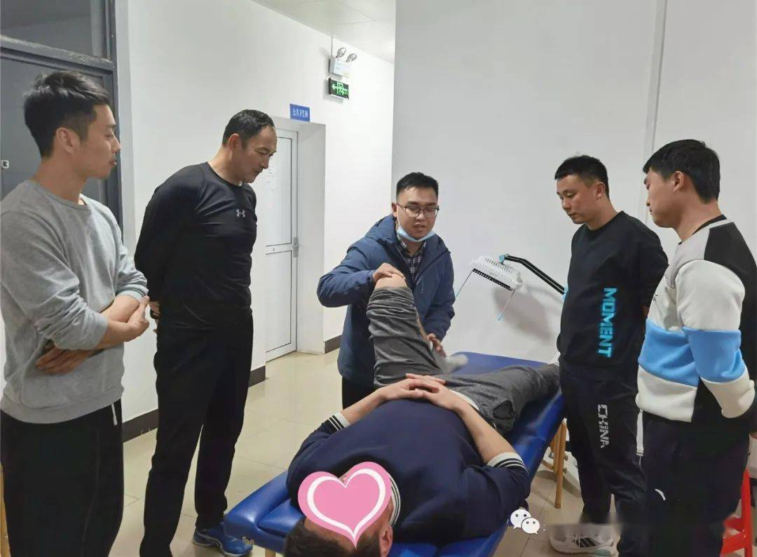 关于队医揭秘：大赛前的医疗保障准备的信息