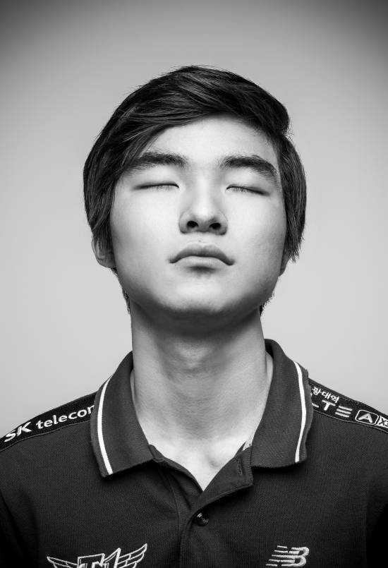 开云体育平台-电竞选手怪癖：Faker比赛前必吃香蕉