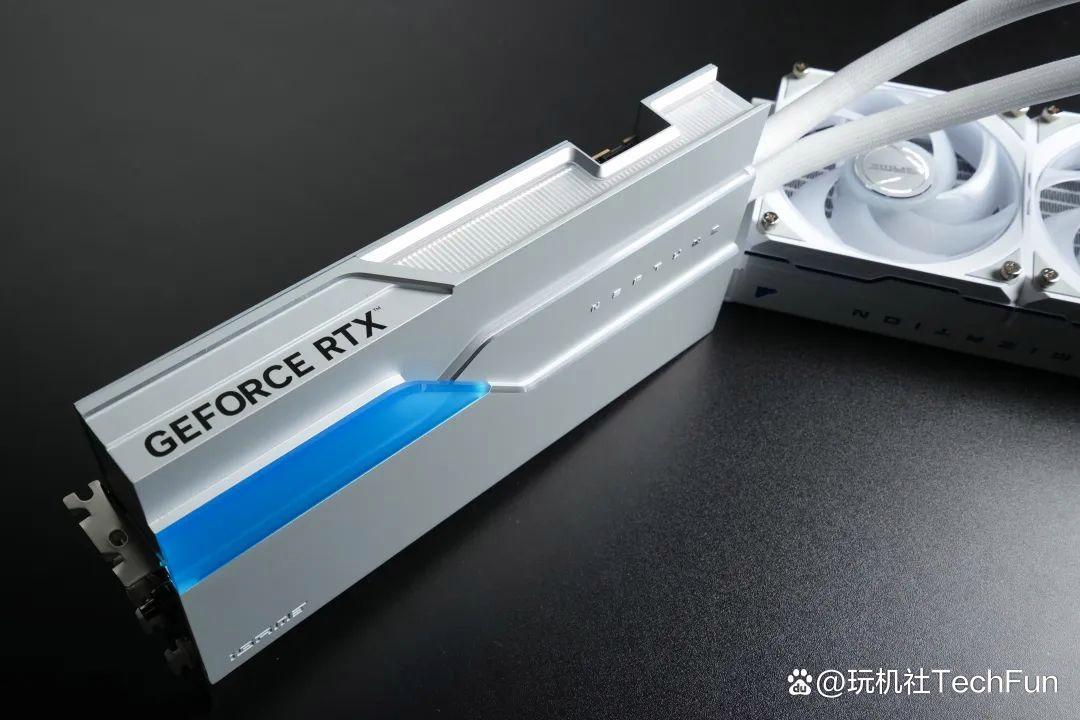 开云体育入口-RTX5090首发测试：4K360帧畅玩所有电竞游戏