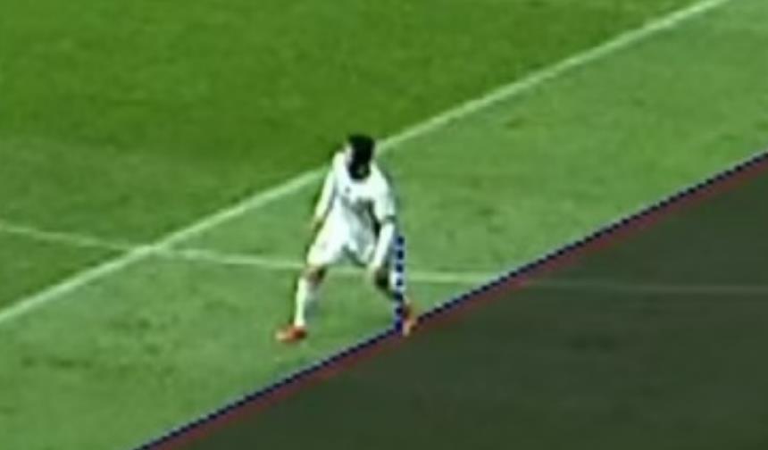 开云体育官网入口-裁判员故事：VAR时代下的判罚艺术